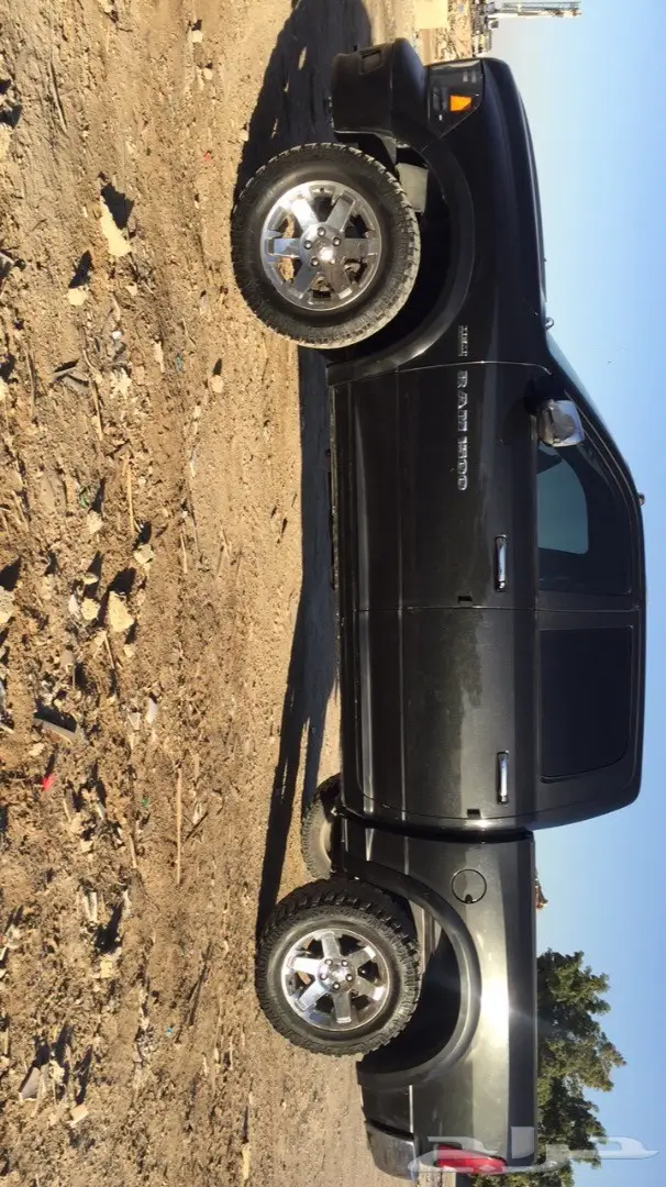 دوج رام لارمي اعلى فئه اسود ملكي  (image 5)