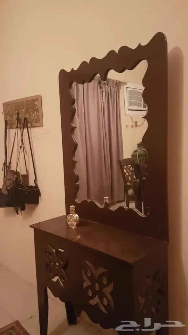 طاوله طعام  (image 1)