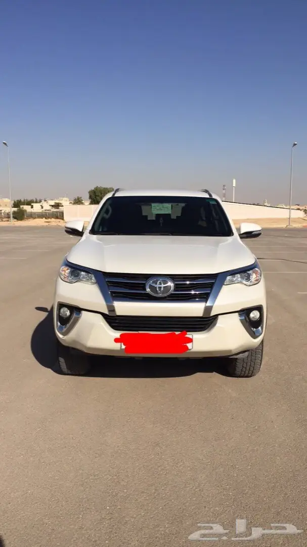 للبيع فورتشنر v6. 2016 (image 1)