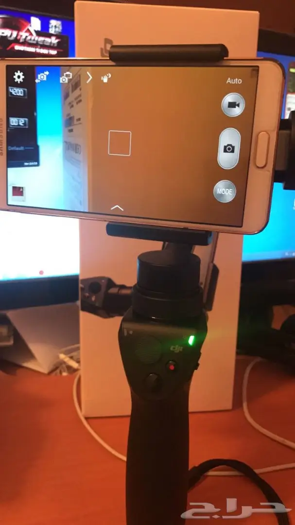 التصوير الاحترافي بدون اهتزاز DJI OSMO MOBILE (image 4)