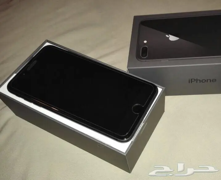 للبيع IPHONE 8 plus أسود نظيف جدا (image 3)