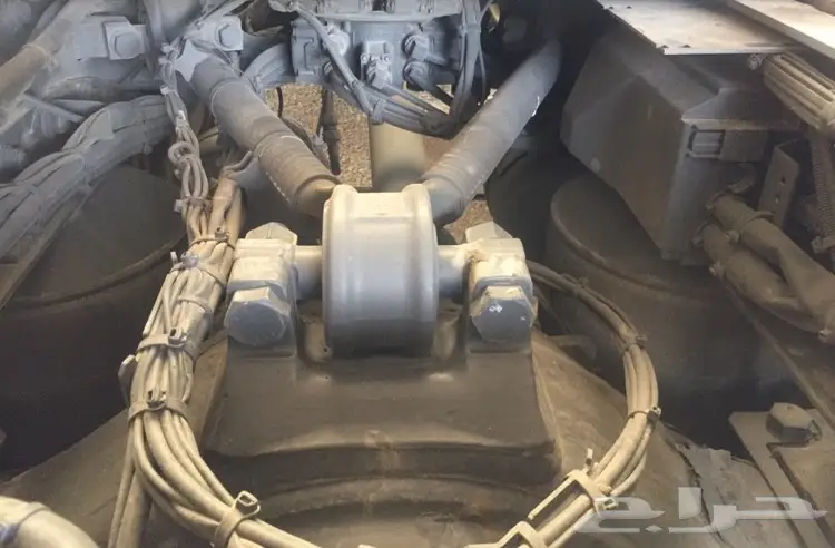 للبيع اكتروس 1844 موديل 2012 بطاقه جمركية جده (image 7)