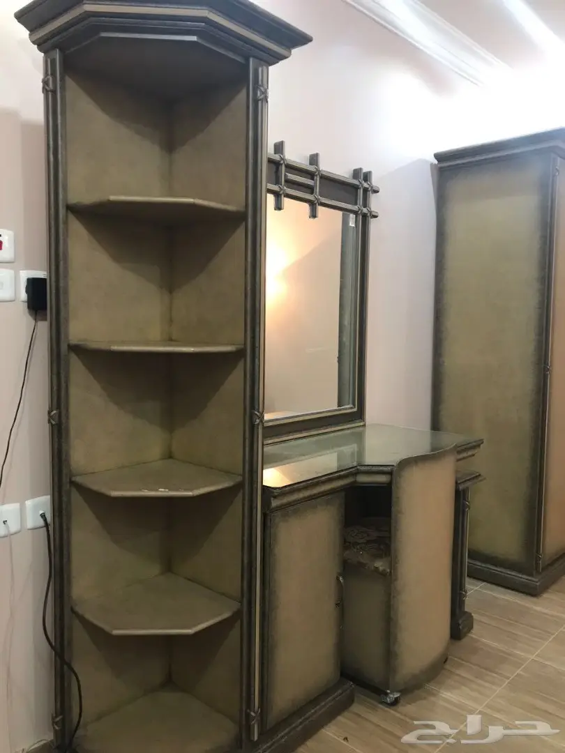 غرفة نوم أنيقة للبيع (image 3)