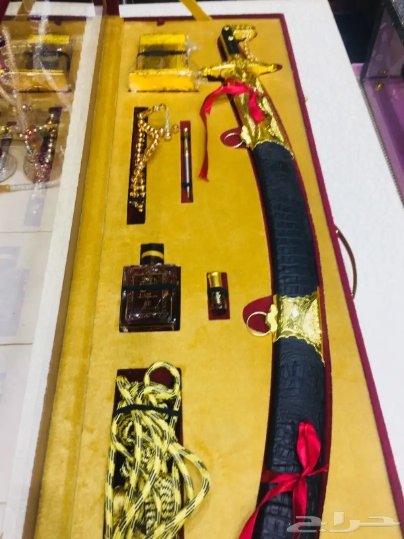 مزاد 50 د طقم هدية يجمل ممكن من نصيبك شاهد (image 4)