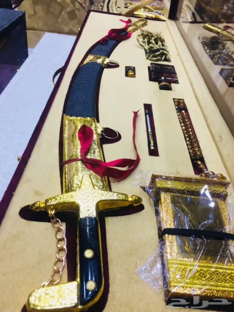 مزاد 50 د طقم هدية يجمل ممكن من نصيبك شاهد (image 7)