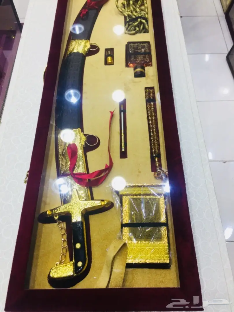 مزاد 50 د طقم هدية يجمل ممكن من نصيبك شاهد (image 8)
