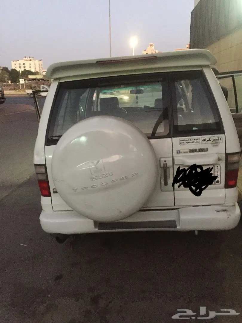 للبيع سيارة اسوزو 7 ركاب  (image 2)