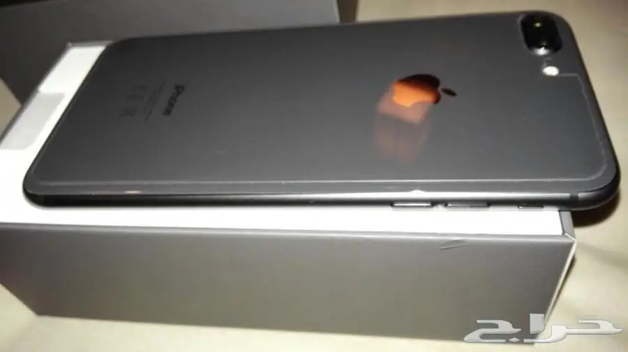 للبيع IPHONE 8 plus أسود نظيف جدا (image 4)