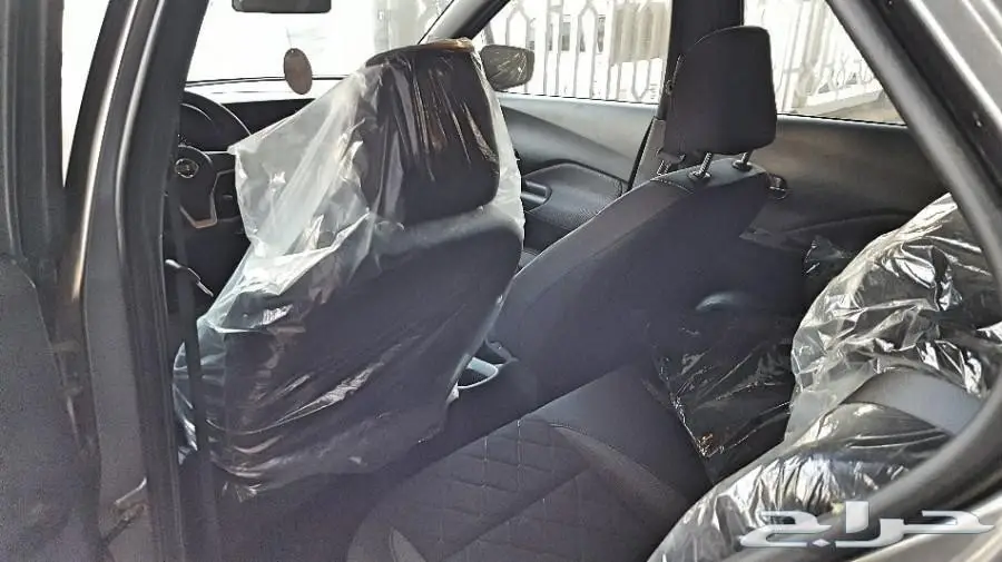 نيسان كيكس 2017 نص فل SV (العيسى) ...اصفااار