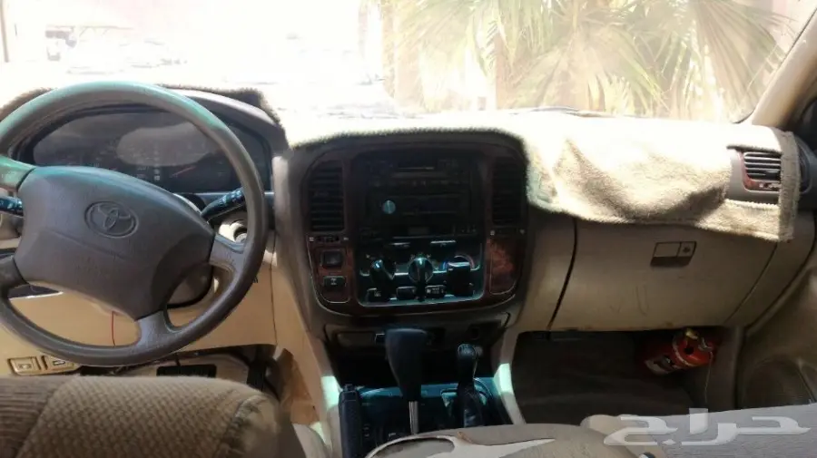 لاندكوزر موديل 2000