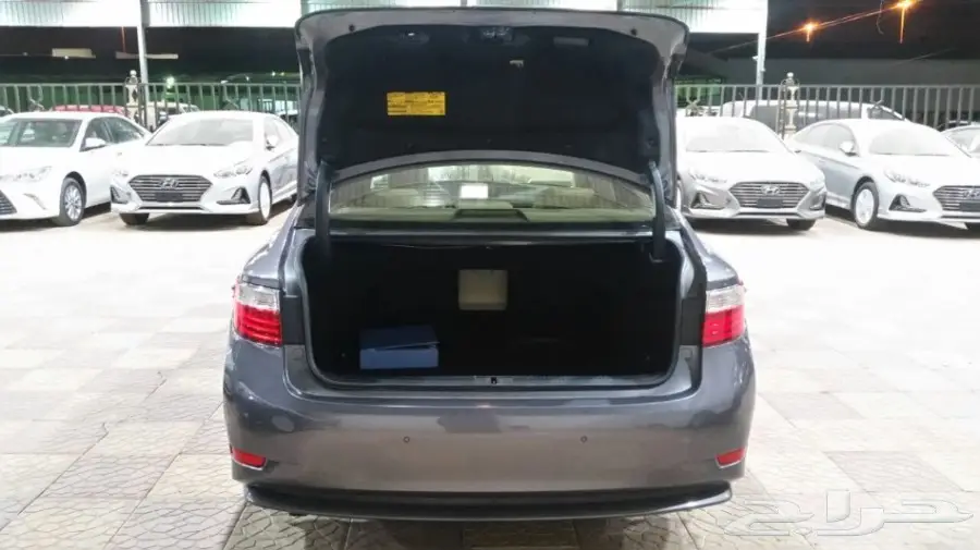 لكزس 350 ES مديل 2013 ممشى 99 الف كم  (image 3)