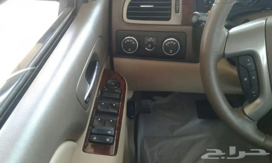 2013 تاهو 4WD (image 10)