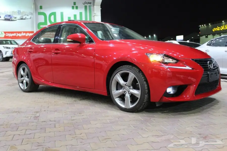 عرض خاص لكزس IS 350 موديل 2016  (image 3)