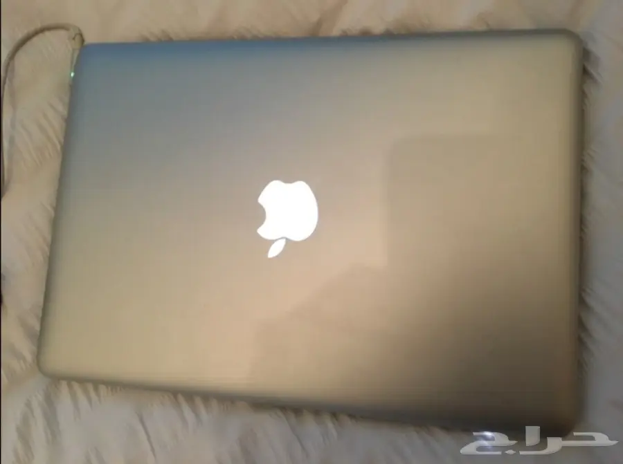 macbook pro 2011  (image 2)