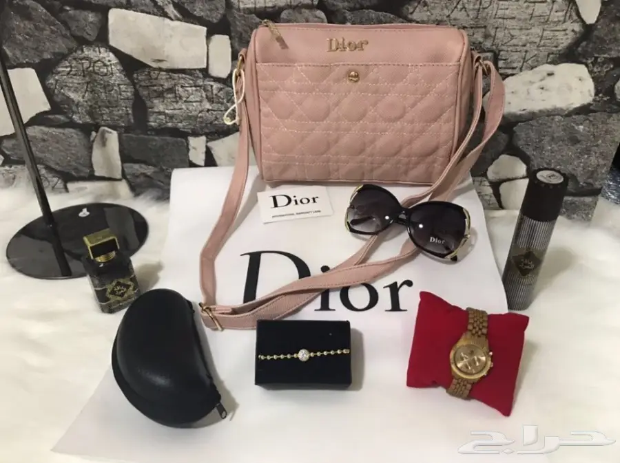 اطقم ماركه ديور  (image 2)