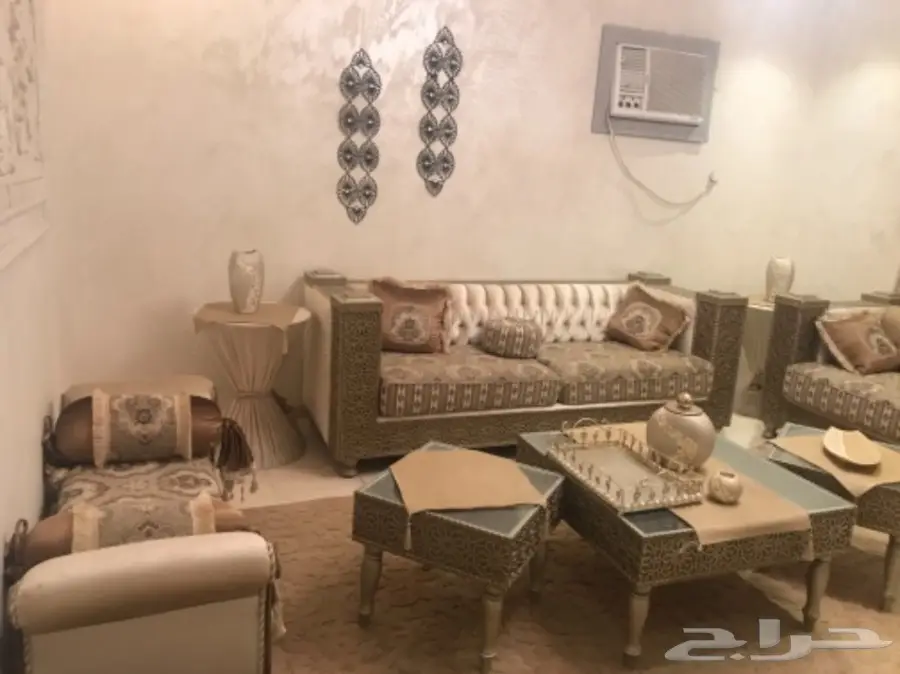 كنب مغربي فاخر للبيع مفرق