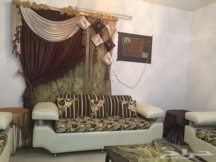 للبيع كنب نظيف (image 2)