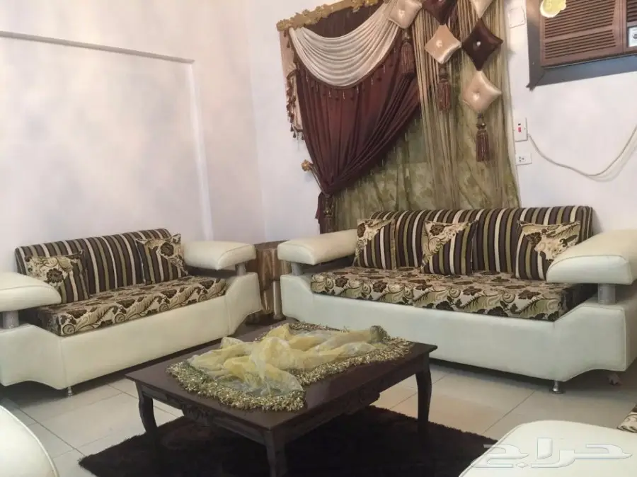 للبيع كنب نظيف (image 3)