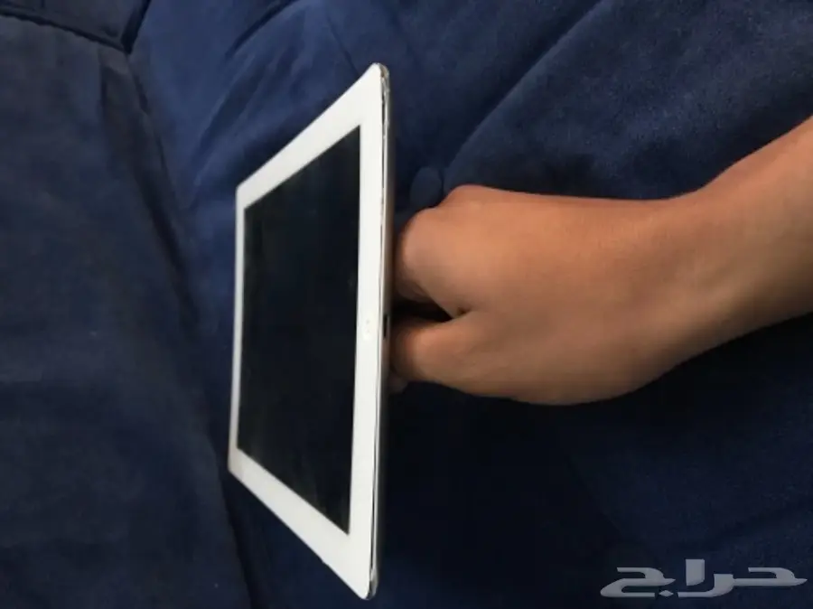 ايباد 4 شريحه 16 قيقا 