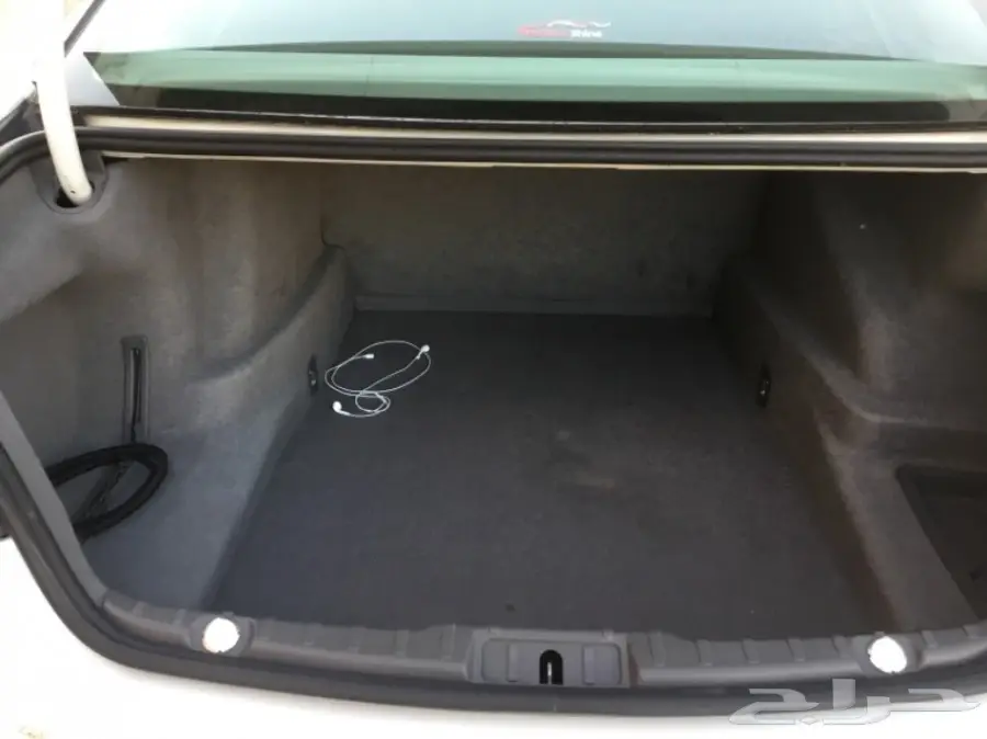 BMW 2011.   730 (image 9)