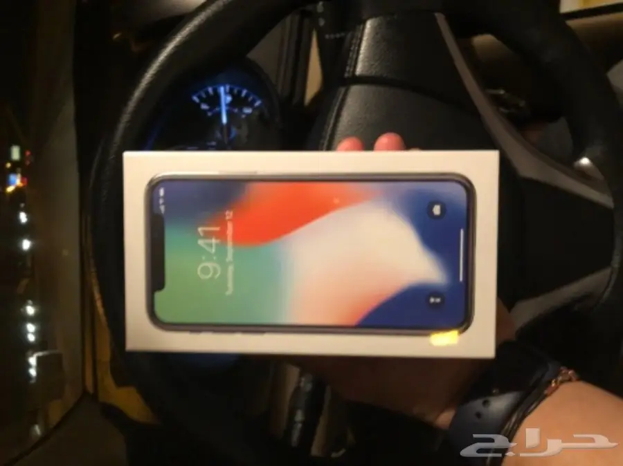 ايفون x ابيض مساحة 256