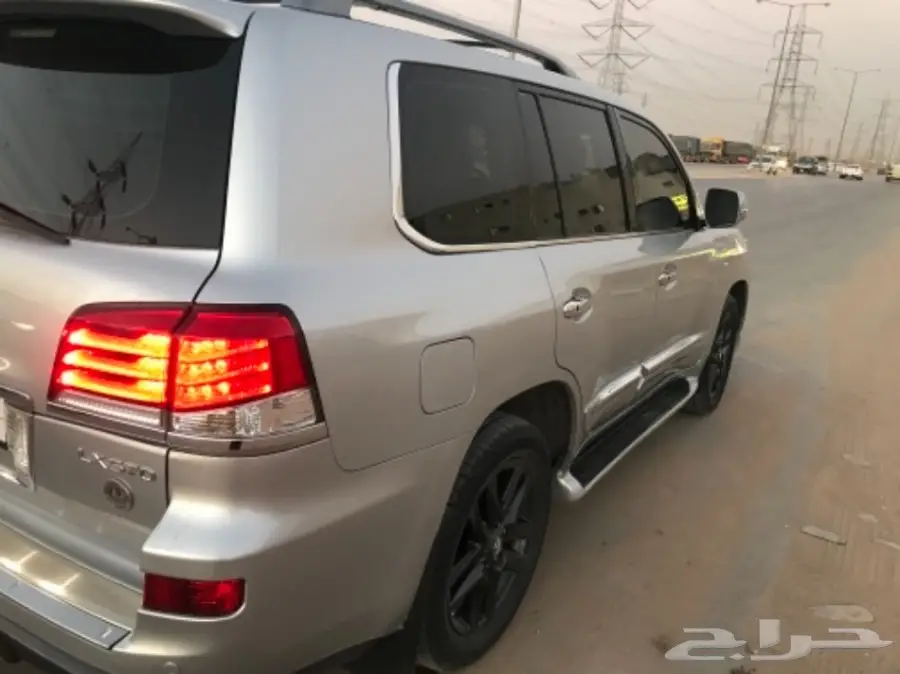 لكزس 2015 معدلة - حالة ممتازة! (image 9)