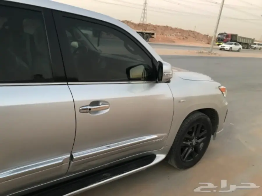 لكزس 2015 معدلة - حالة ممتازة! (image 11)