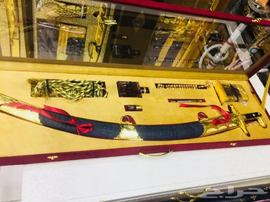 مزاد 50 د طقم هدية يجمل ممكن من نصيبك شاهد