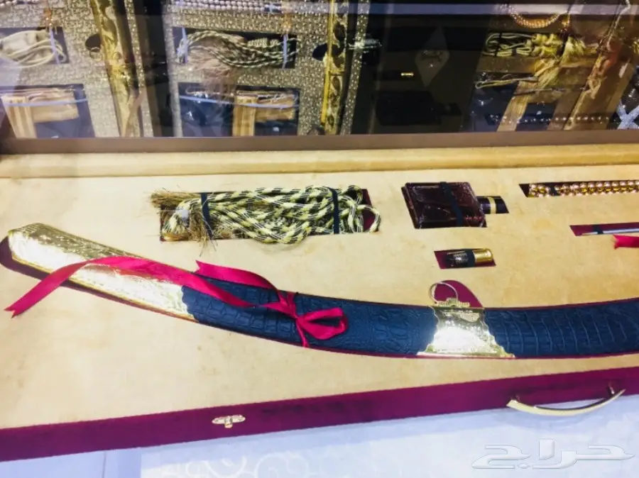 مزاد 50 د طقم هدية يجمل ممكن من نصيبك شاهد (image 11)