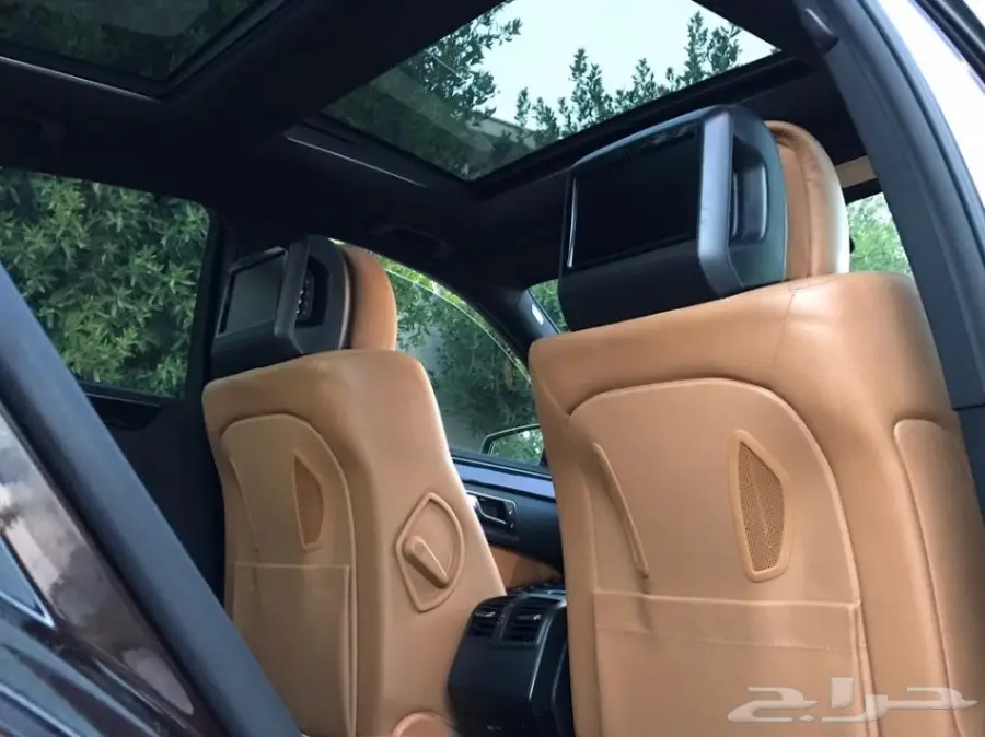 مرسيدس بانوراما E300 جفالي كت AMG 2011 (image 25)