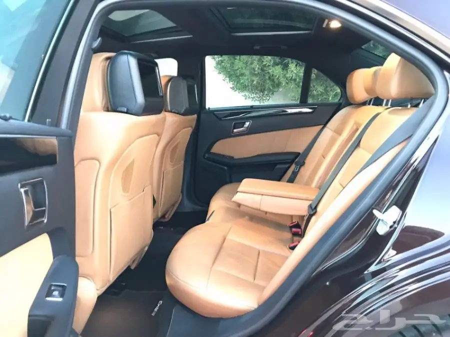 مرسيدس بانوراما E300 جفالي كت AMG 2011 (image 32)