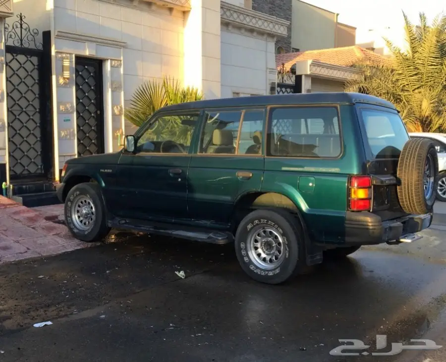 باجيرو 6 سلندر ( دبل ) نظيف جدا 