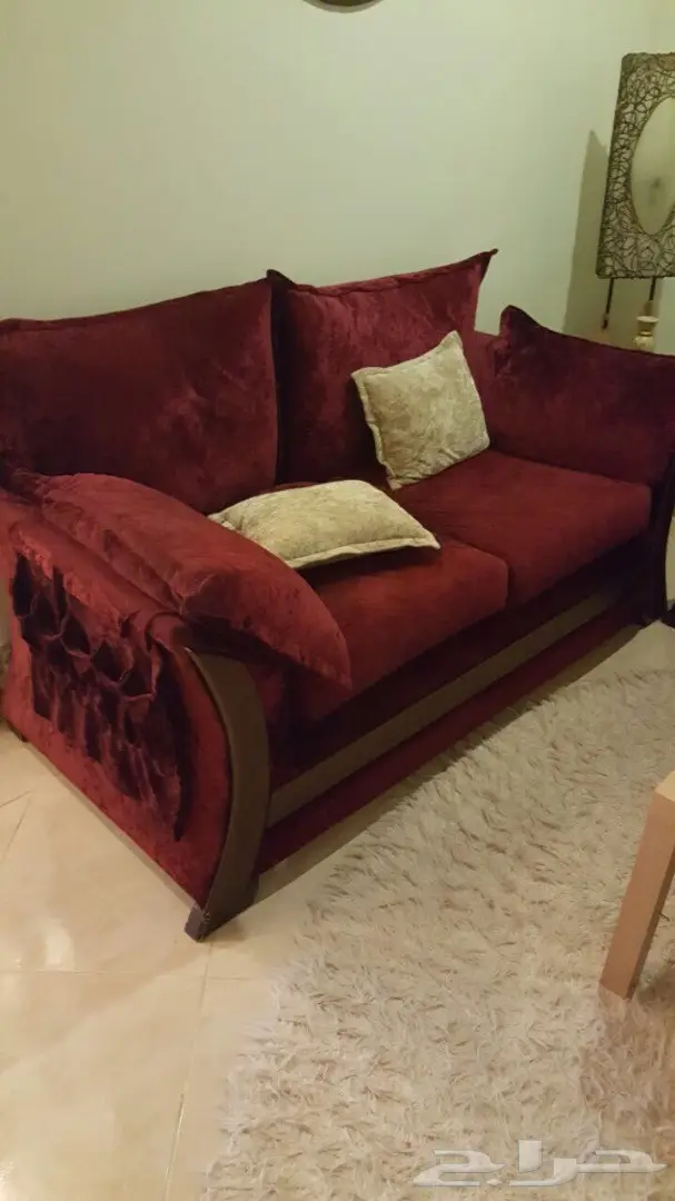 للبيع طقمين كنب شبه جديد (image 5)