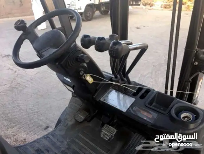 للبيع فوركلفت 2010 (image 2)