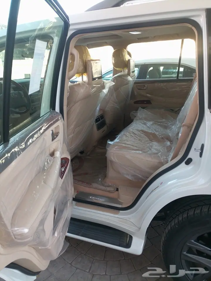 للبيع جيب لكزس LX570 وارد البريمي (image 1)
