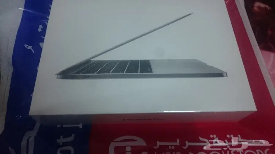 ابل ماك بوك برو   - جديد لم يستخدم (image 1)