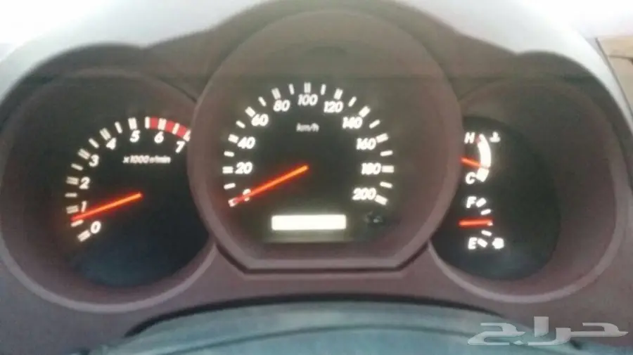 هايلوكس 2011 غمارتين جي ال اكس سعوديه مخزنه (image 2)