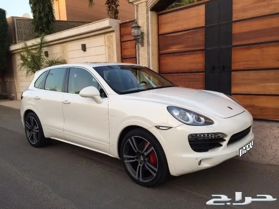 بورش كايين اس 2011 فل كااامل ابيض