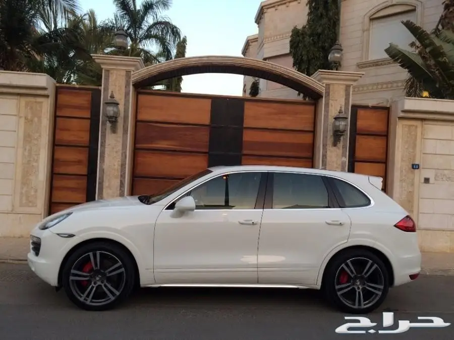 بورش كايين اس 2011 فل كااامل ابيض (image 5)