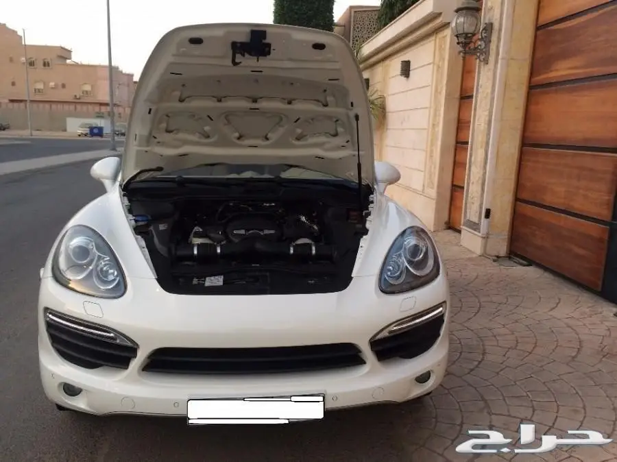 بورش كايين اس 2011 فل كااامل ابيض (image 11)