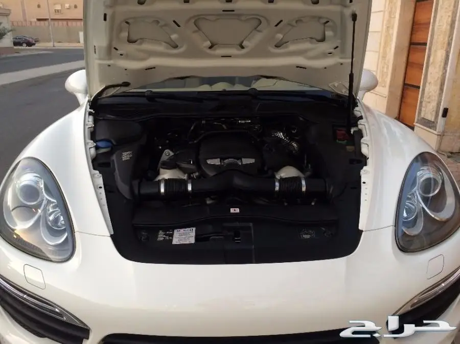 بورش كايين اس 2011 فل كااامل ابيض (image 12)