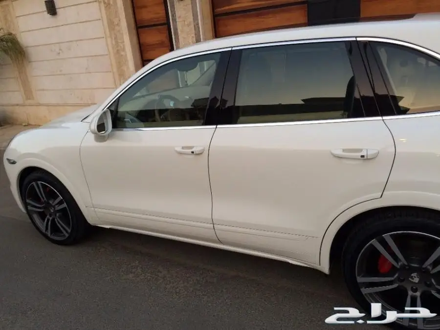 بورش كايين اس 2011 فل كااامل ابيض (image 57)