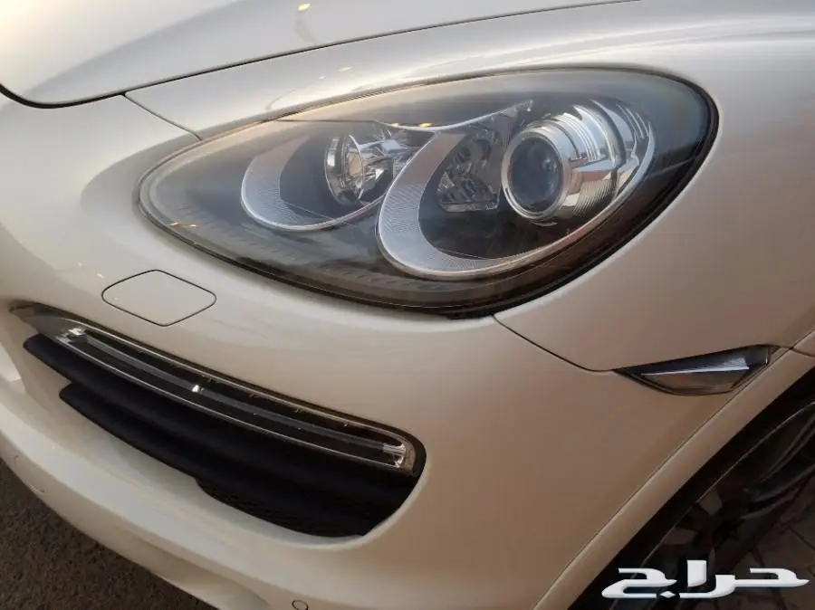 بورش كايين اس 2011 فل كااامل ابيض (image 60)