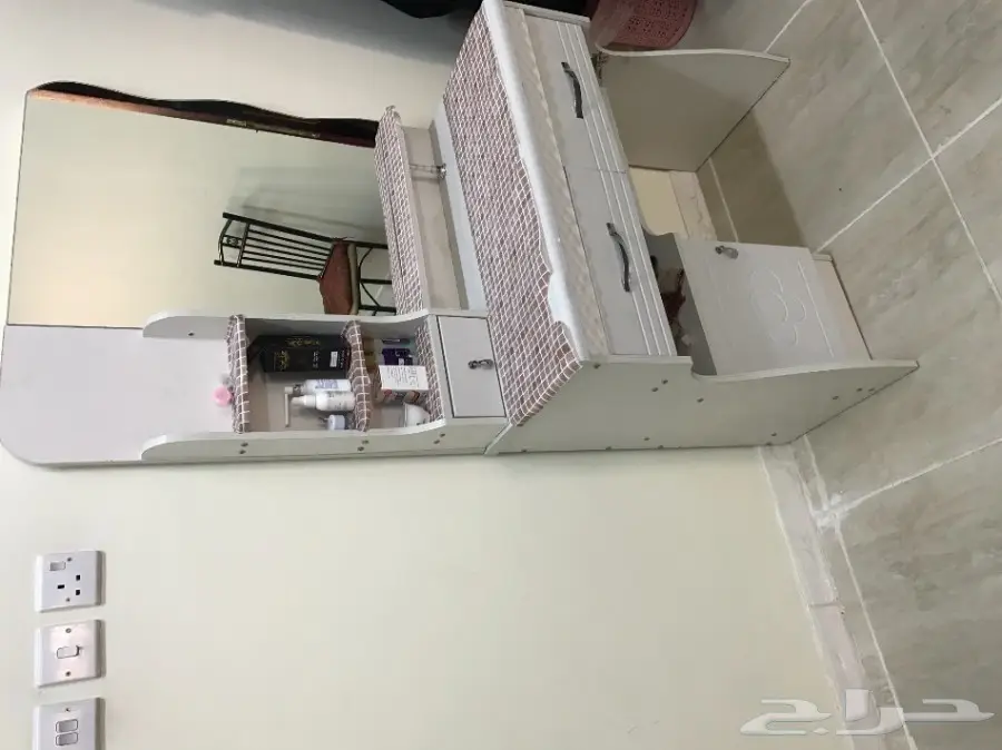 غرفه نوم للبيع  (image 2)