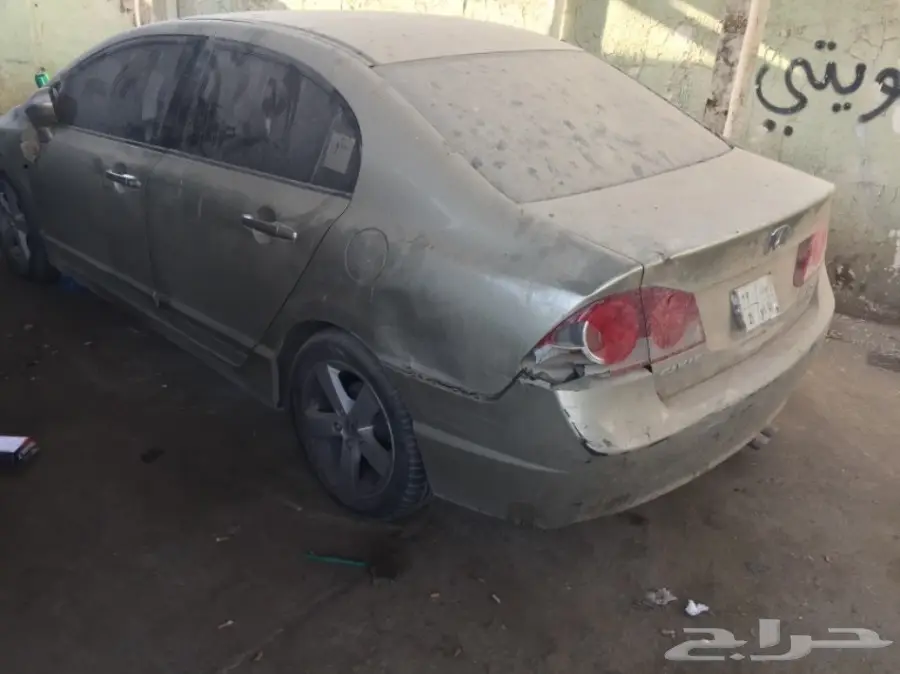 هوندا سيفيك فول كامل للبيع فيها صدمه خفيفه  (image 3)