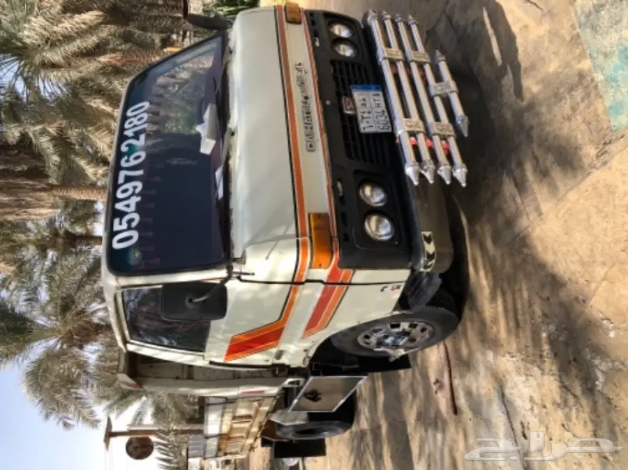 للبيع قلاب ديهاتسو موديل1983 (image 2)