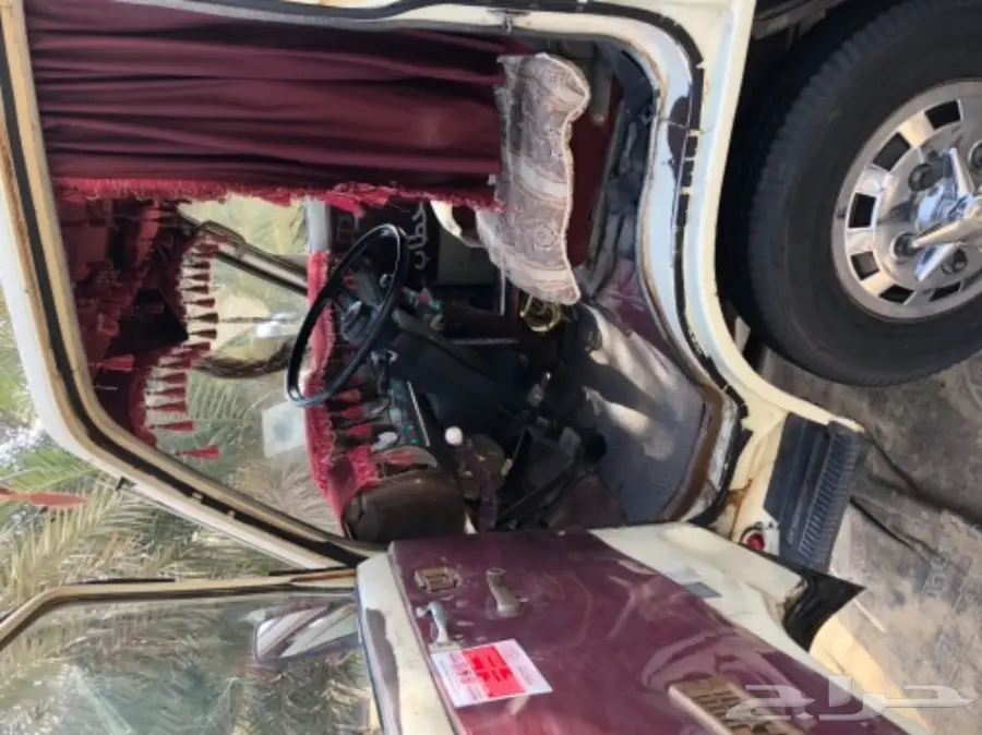 للبيع قلاب ديهاتسو موديل1983 (image 6)