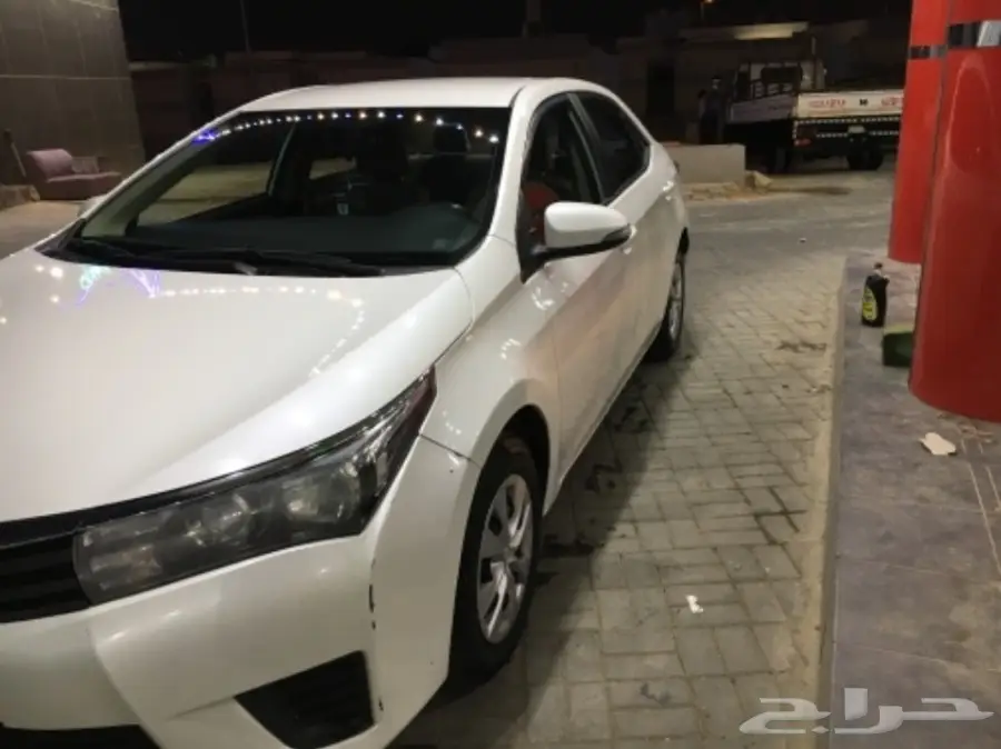 كورولا 2015 لؤلؤي نظيف (image 2)