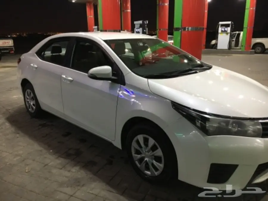 كورولا 2015 لؤلؤي نظيف (image 3)