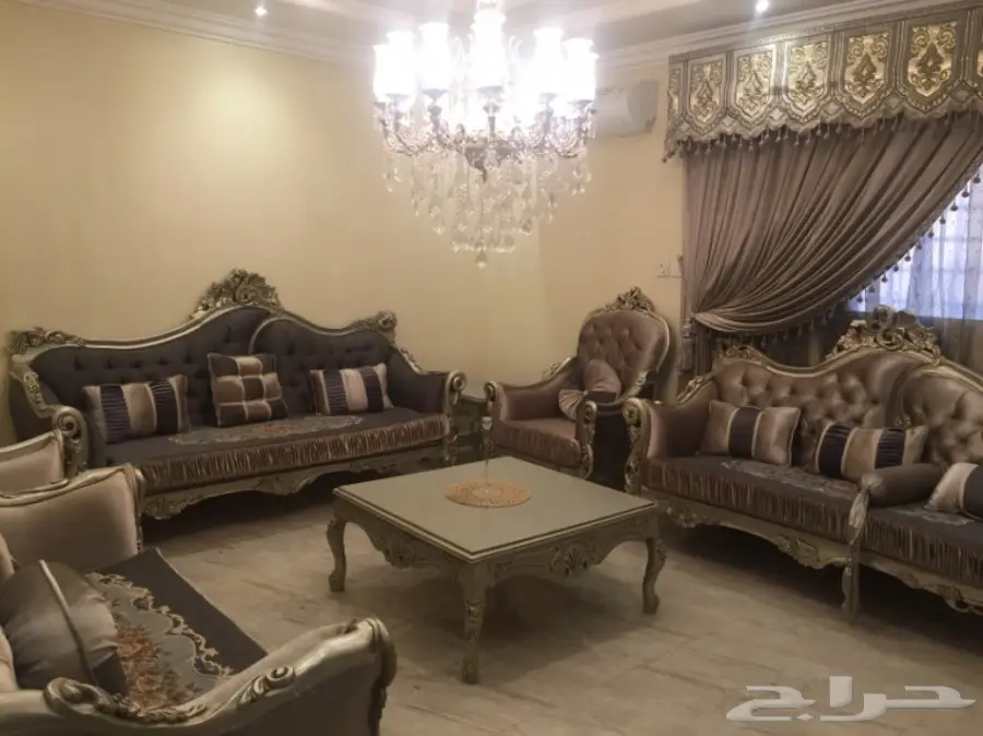 كنب فخم للبيع